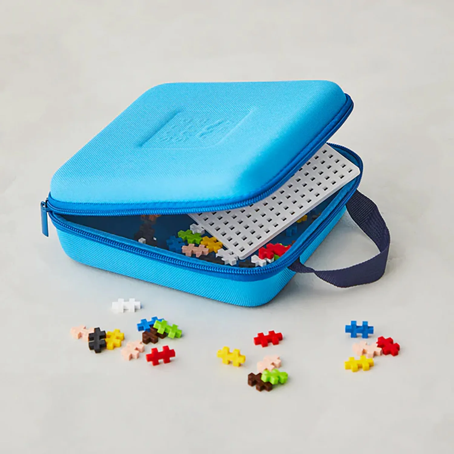Travel Case - Rainbow - Image 4
